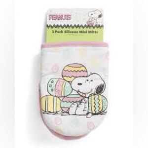 Peanuts Snoopy Silicone Mittens - Pastel Delight